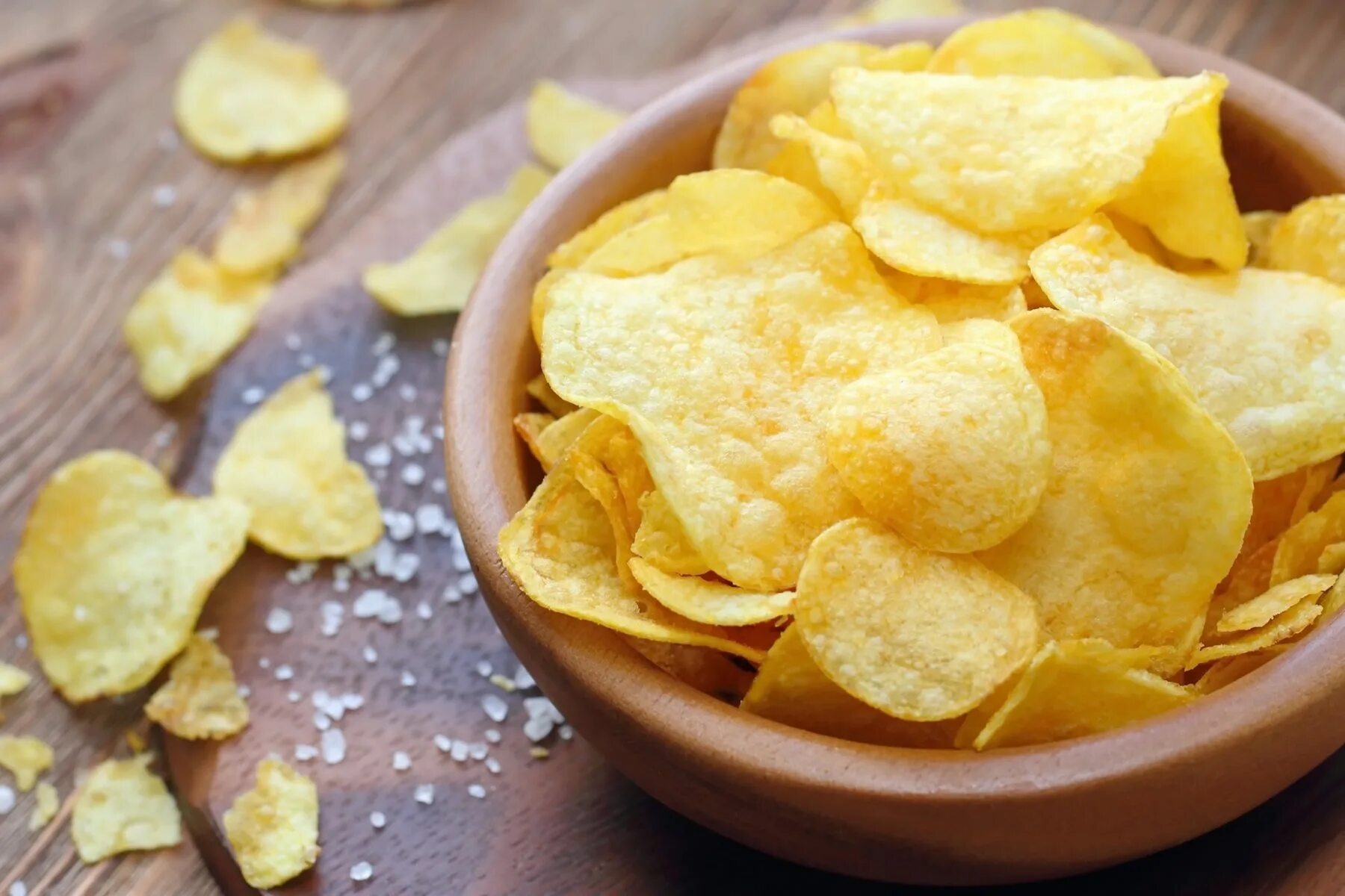 Чипсы через. Чипсы на природе. Через чипсы. Chipsim чипсы. Производство чипсов.