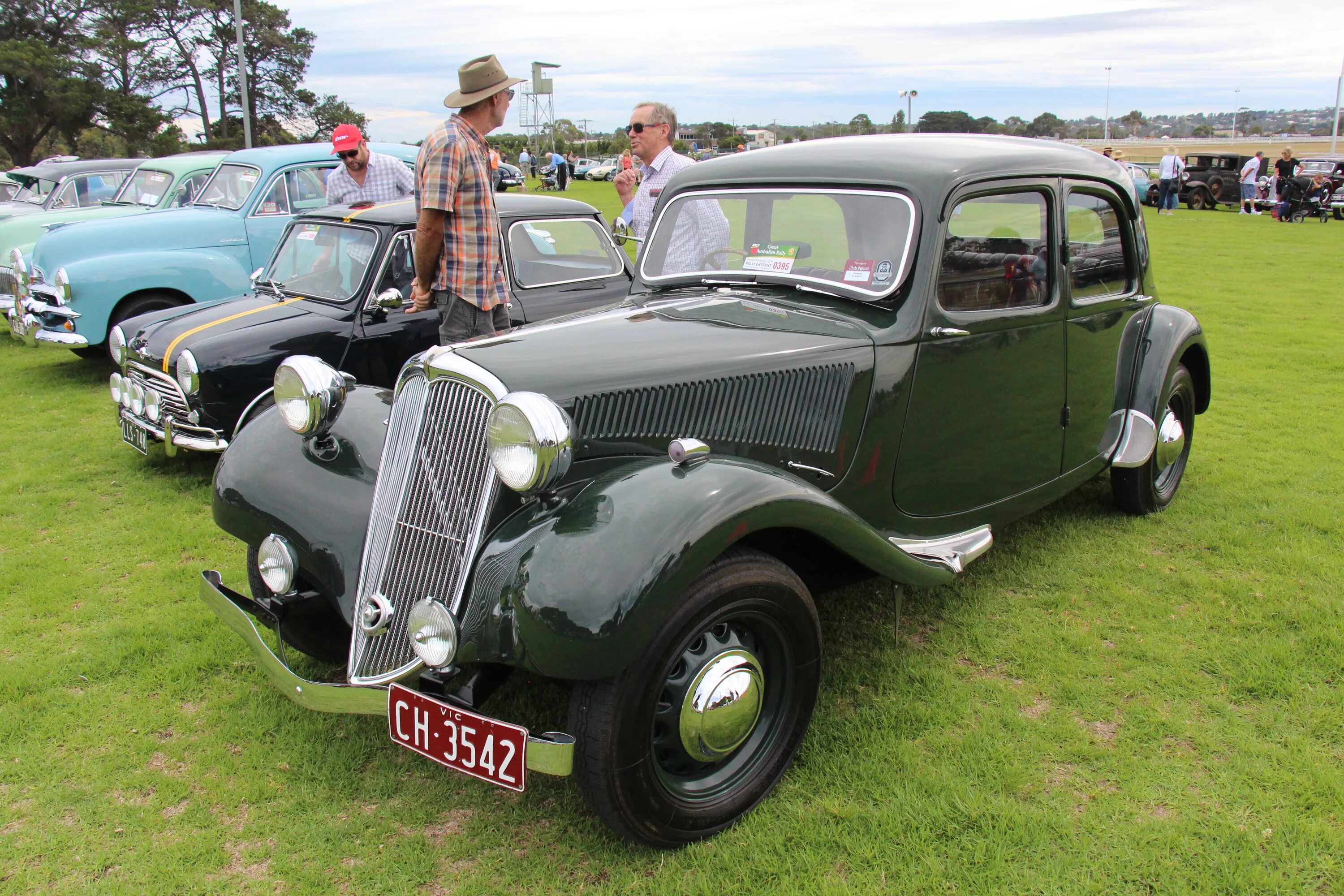 Ситроен 11. Ситроен 1935. Citroen 11cv. Citroen 11cv вермахта. Citroen traction 11cv.