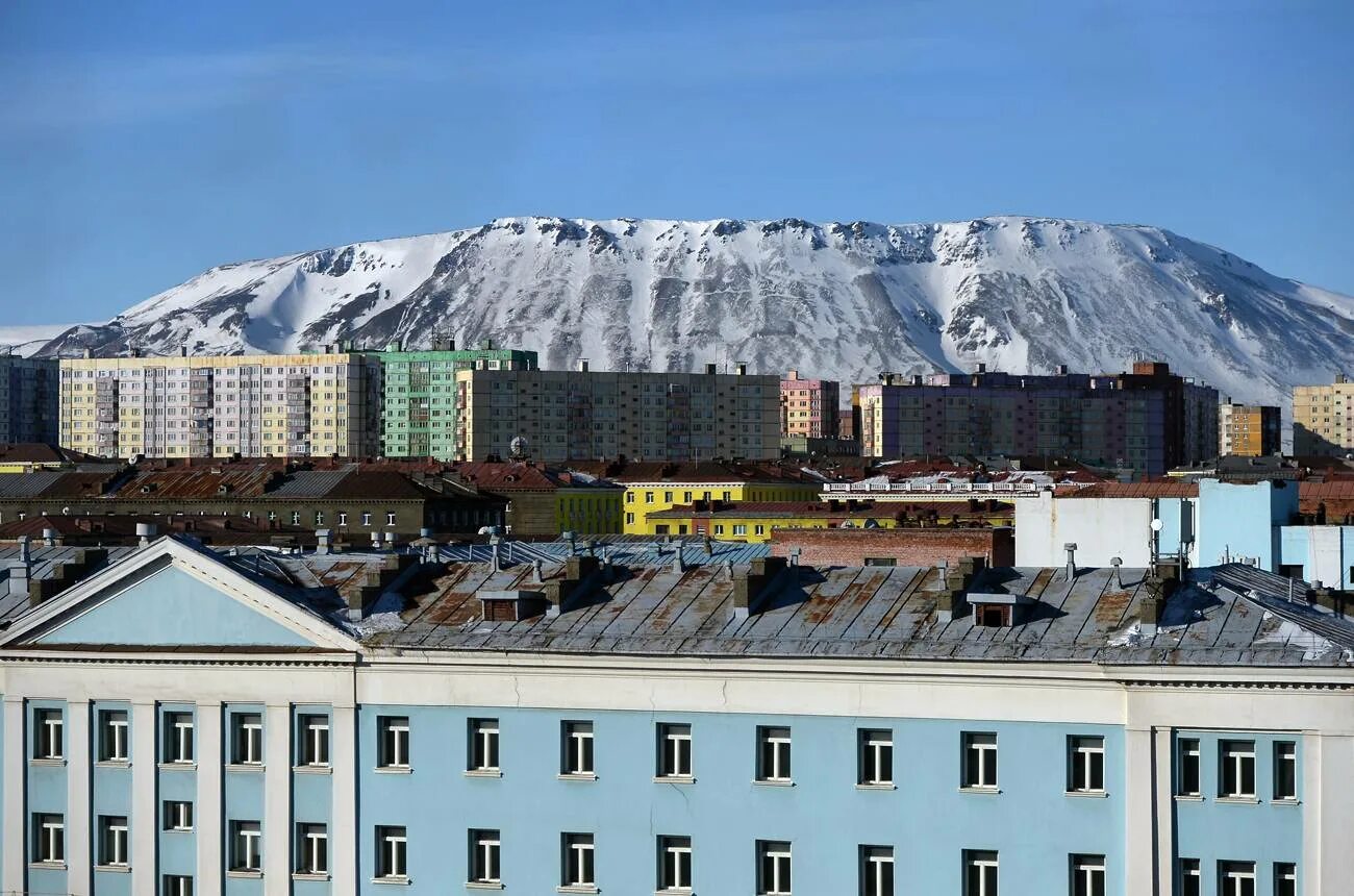 Тундра горит. Норильск. Рядом с норильском. Посёлок алыкель норильск. Никелевый завод норильск.