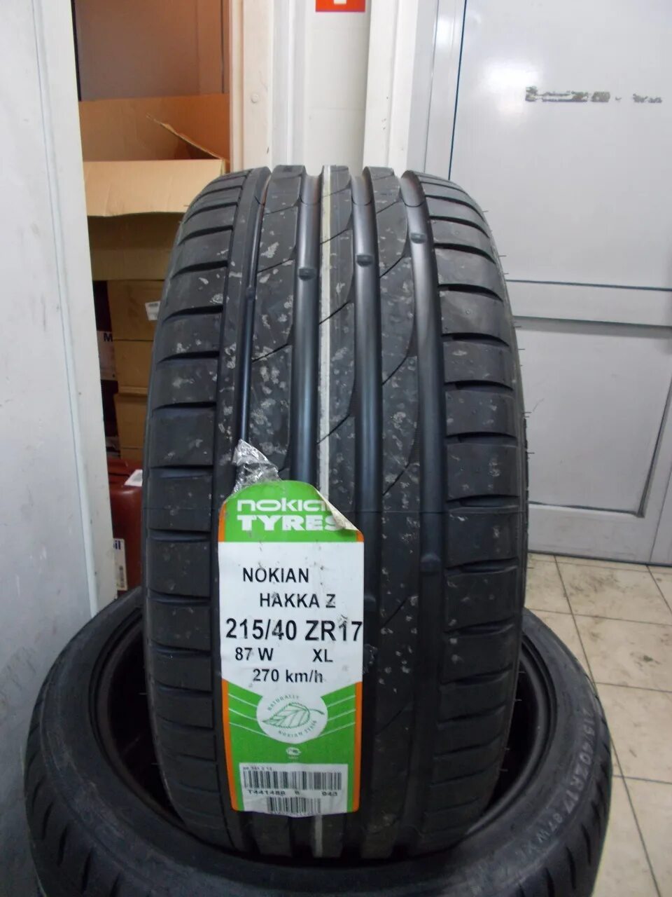 Шины нокиан купить в спб. Nokian Hakka Black 2 215/50 r17. Nokian Tyres Hakka Black 215/45 r17 91. Nokian Hakka Black 2. Нокиан 215/40 r16.