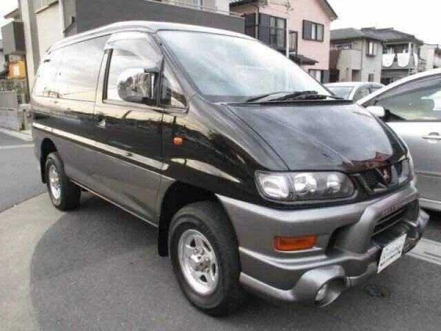 Митсубиси делика 2000 года. Японская митсубиси делика 2000. Mitsubishi delica 2000 года. Mitsubishi delica 2000 года. Митсубиси делика 2000.