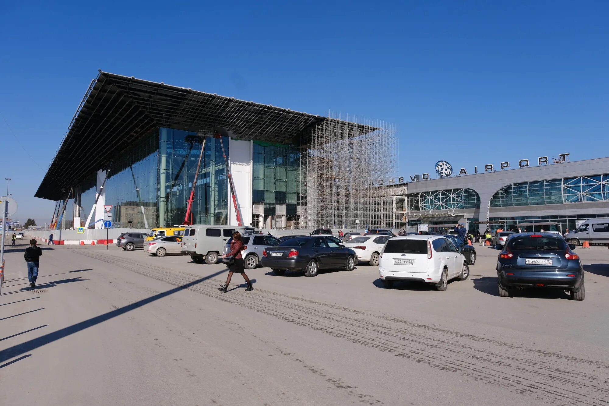 Аэропорт толмачёво Новосибирск реконструкция. Аэропорт Новосибирск новый терминал 2022. Аэропорт Новосибирск новый терминал 2023. Аэропорт толмачёво Новосибирск новый терминал. Терминал новосибирск аэропорт