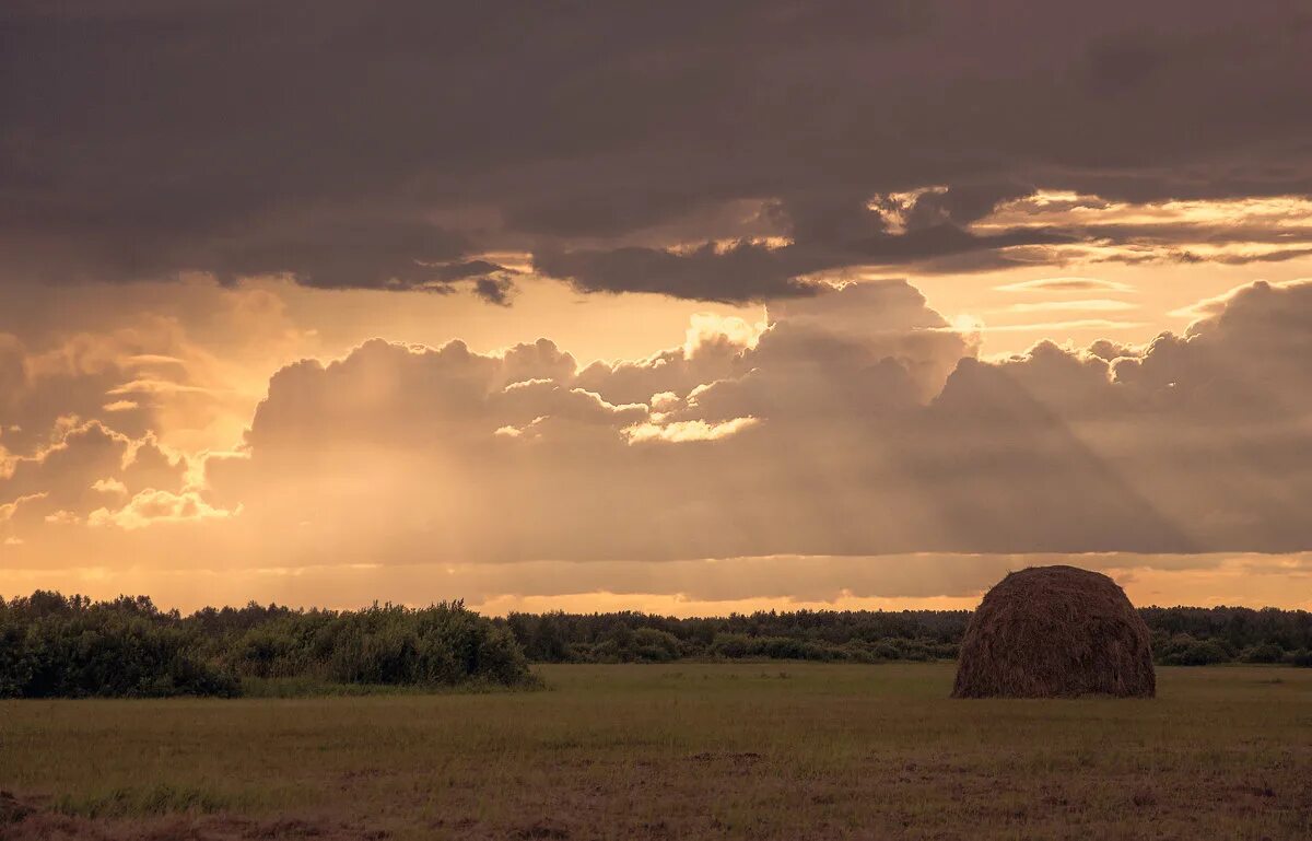 Небо закат. Закат окончил теплый песня. Летний вечер. Закат окончил летний. Закат окончил теплый летний вечер.