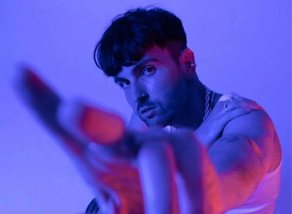 Дункан лоуренс arcade. Дункан лоуренс arcade. Duncan laurence 2024. Дункан музыкальный инструмент. Duncan laurence.