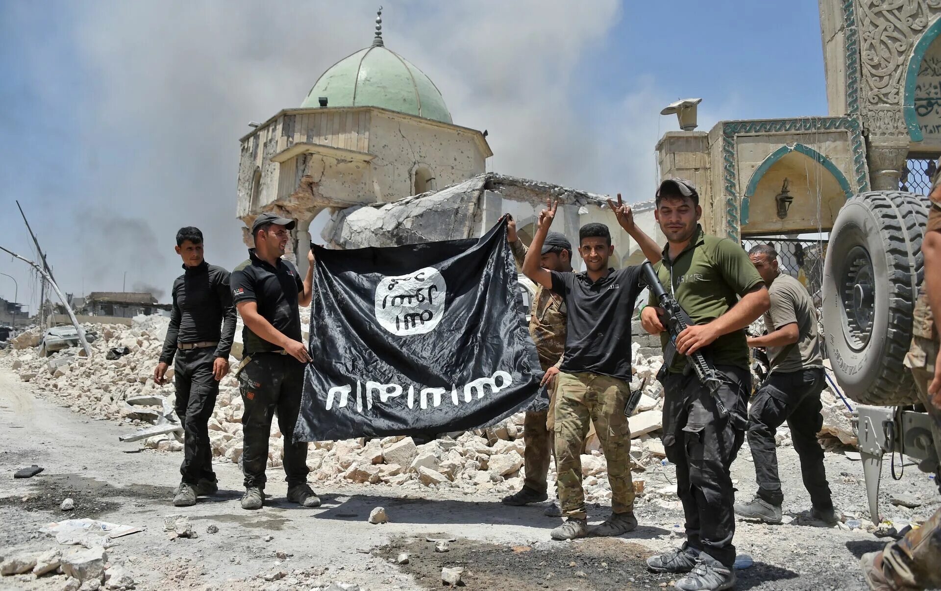 Что такое исламское государство. Террористическая группировка «Исламское государство» в Сирии. Исламское государство Ирак. Террористические организации в Ираке.