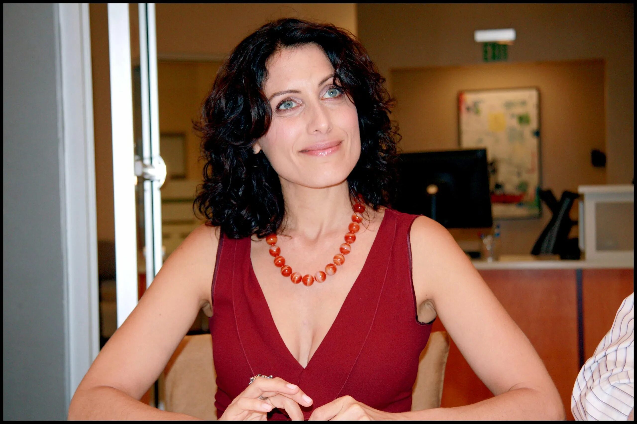 лиза эдельштейн. еврейка женщина взрослая. взрослая еврейка. пожилые еврейки красивые. взрослая еврейка.