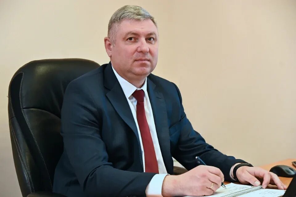 Министр связи Хабаровского края Гусев.