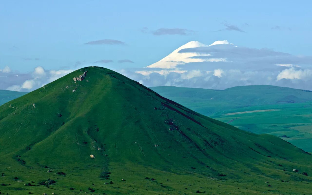 эльбрус это вулкан или гора. ставропольский край. вулканы ставропольского края. ставропольские вулканы. ставропольские вулканы.