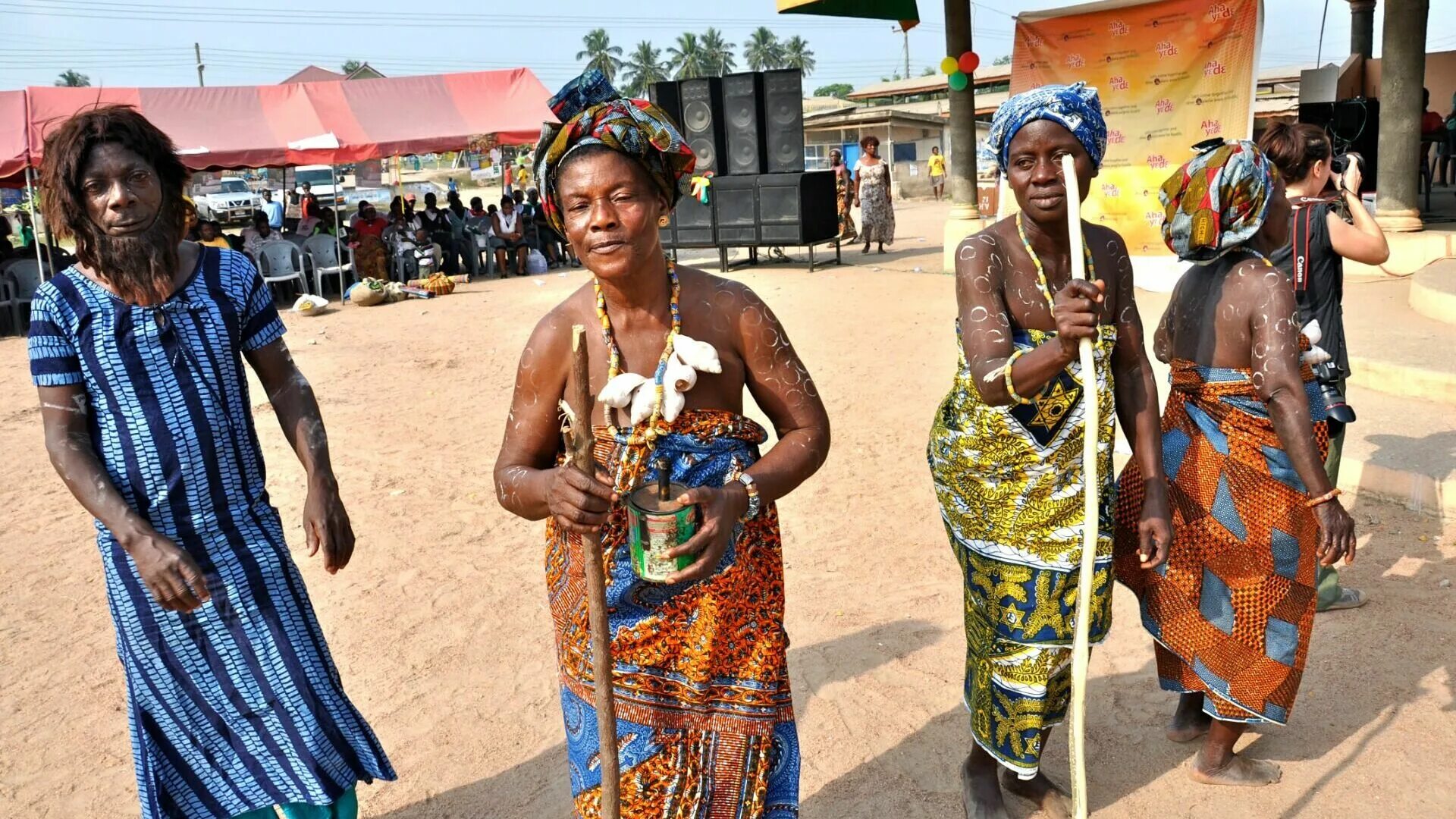 Плантации какао в кот д ивуаре. Федеративная республика нигерия. Кот дивуар плантации какао. Сельское хозяйство тропической африки. Арахис африка.