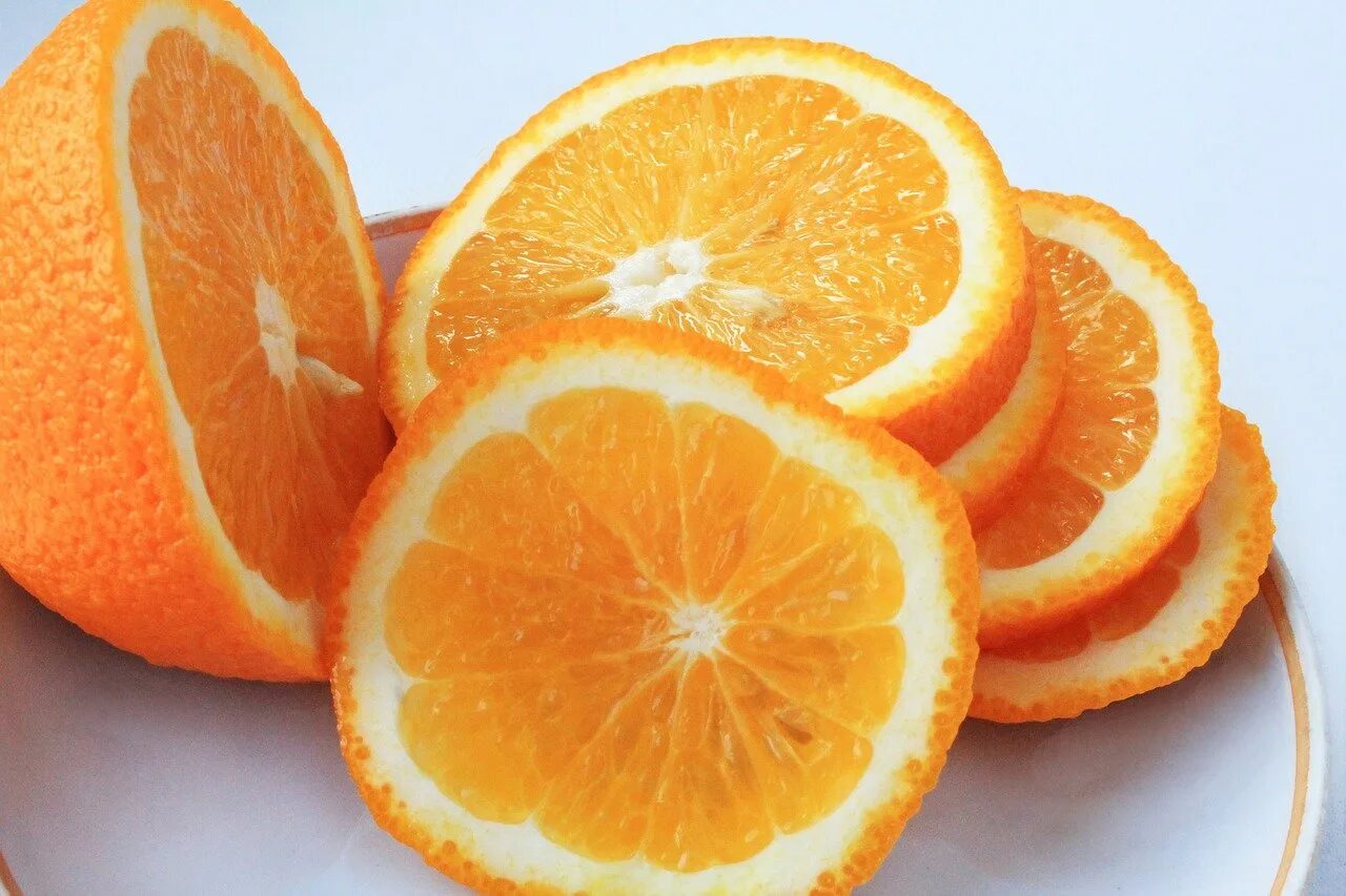 Картинки апельсин. Апельсин один. Настоящий апельсин. Фруктов апельсин. Апельсин картинка.