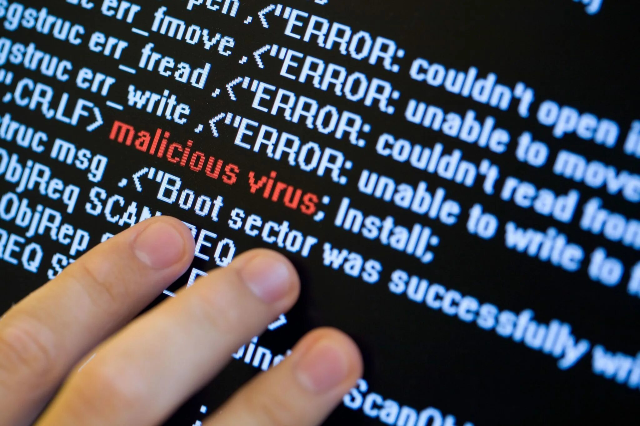 Malware attacks. Хакеры. malware картинки. malware virus. вирус вымогатель.