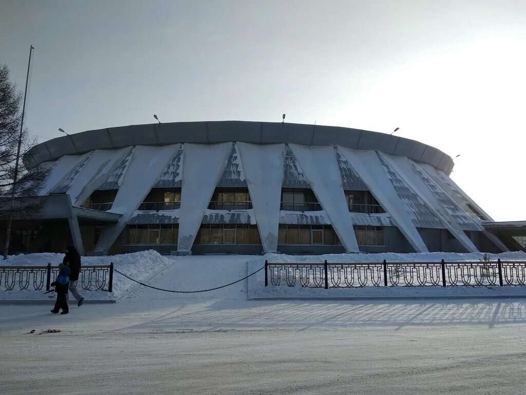 ледовый дворец нижний тагил вагонка. ледовый дворец нижний тагил. дворец ледового спорта нижний тагил. дворец ледового спорта сотникова нижний тагил. ледовый дворец тагил.