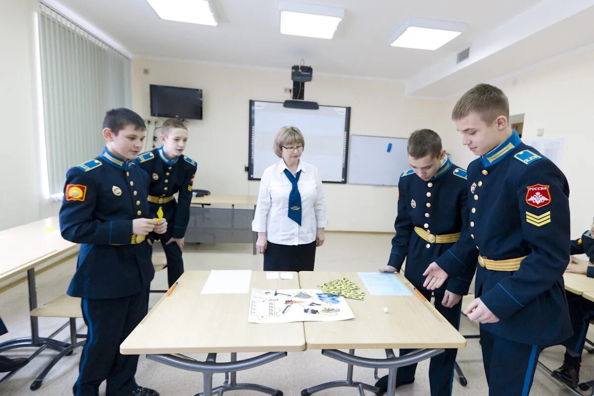 Ставропольский президентский кадетский корпус. Президентское кадетское училище Ставрополь. Кадетское училище Ставрополь корпус. Президентское кадетское училище Ставрополь внутри. Сайт спку ставрополь