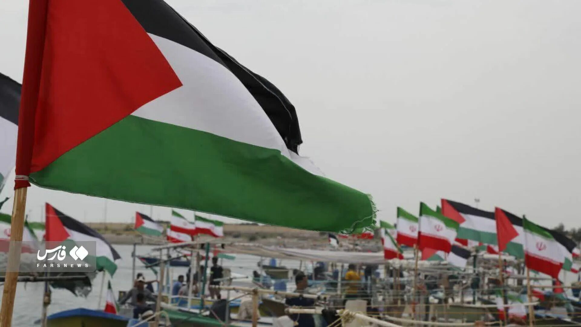 Иранский боксер. Арабо-израильский флаг. Флаги сирии и ирана. Иран палестина прогноз. Палестинка с флагом.