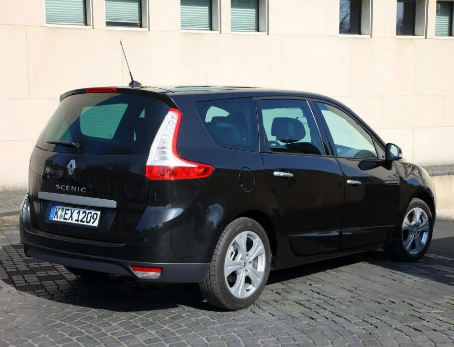 Grand scenic iii. Renault grand scenic. Рено гранд сценик 2010. Рено гранд сценик 3. Рено гранд сценик 3.