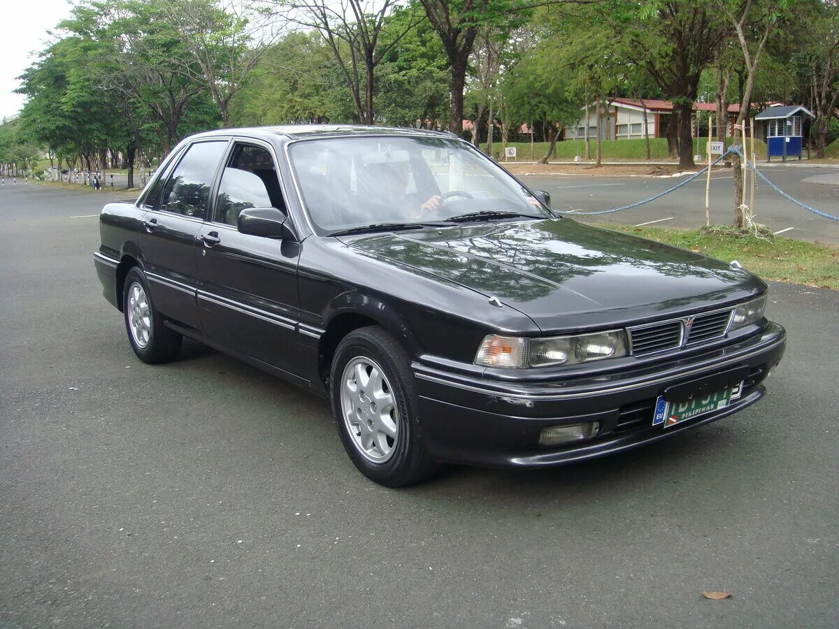 Мицубиси 1992. Митсубиси Галант 1992. Мицубиси Галант 6 1988-1992. Mitsubishi Galant 1992. Митсубиси Галант 1991.