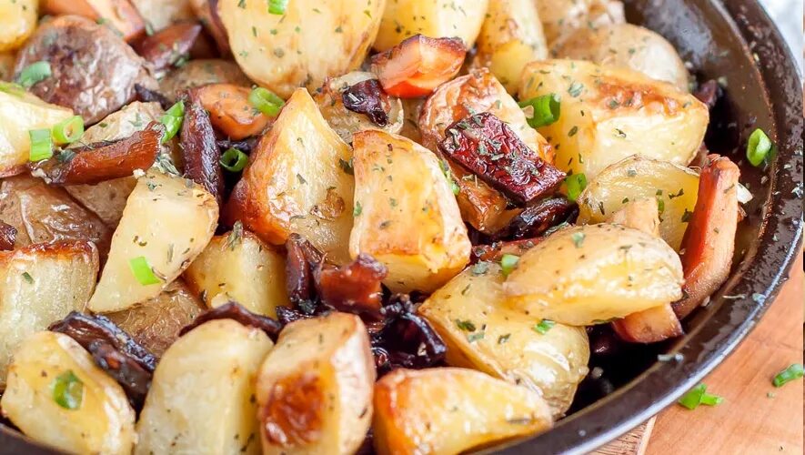 Капуста тушеная с мясом в горшочке Рецепт Еда, Кулинария, Рецепты еды