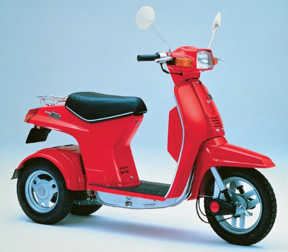 Honda gyro canopy 50. 3 скутера хонда. Honda lead 90. 3 скутера хонда. Honda 50cc 3 wheel 1986.