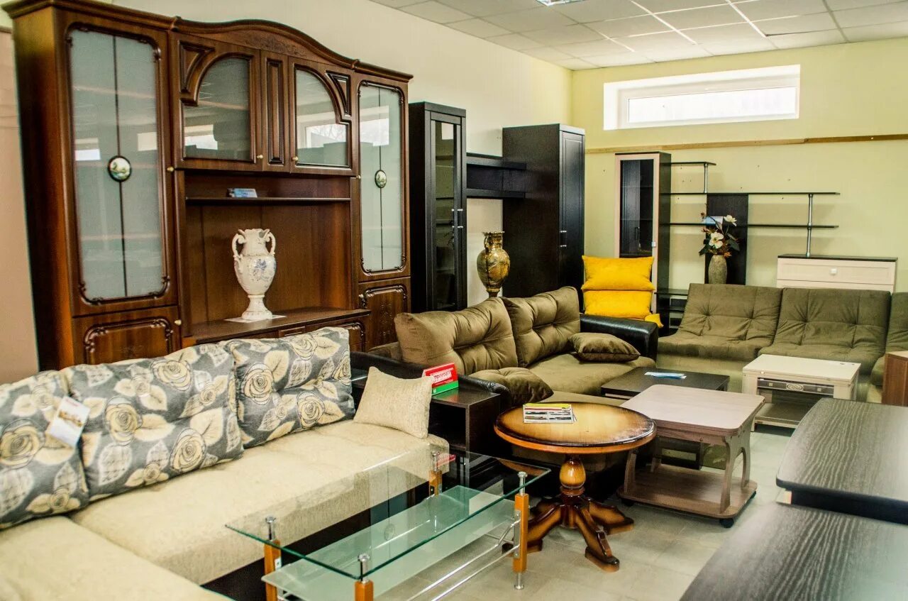 Ваша квартира мебель. Оливковая мебель в гостиной. Ваша квартира мебель. Estella vip studio. Vip студия апатиты.