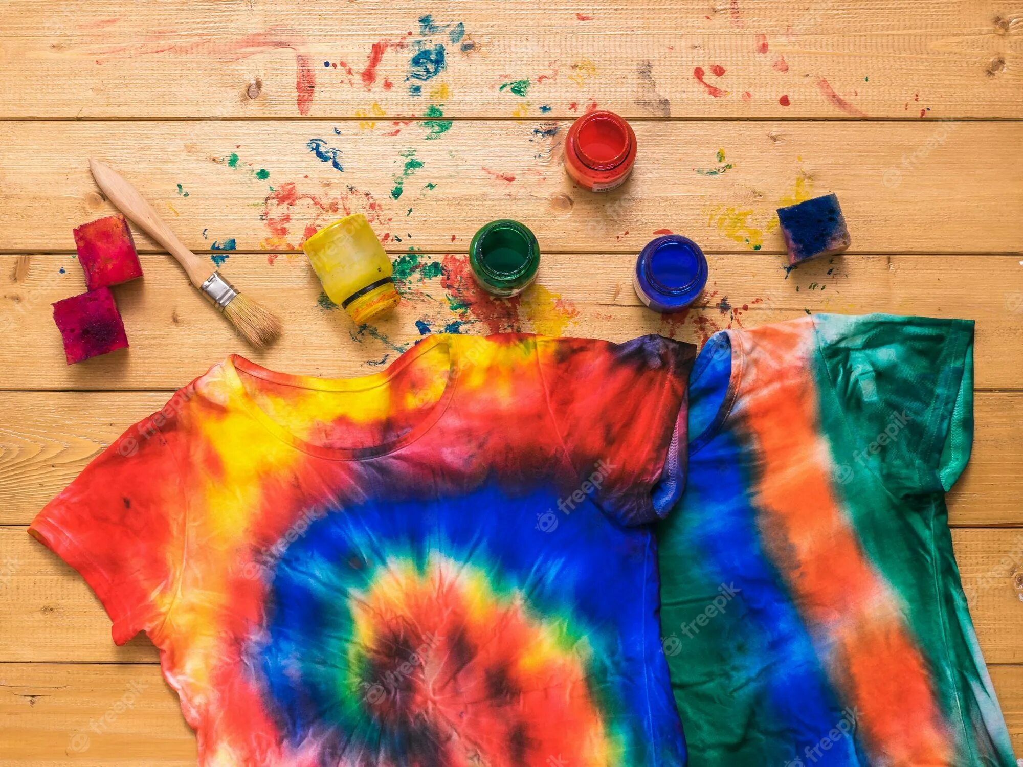Как покрасить белую футболку. Hand paint стилистик. паинт маркер покрасить футболку в.