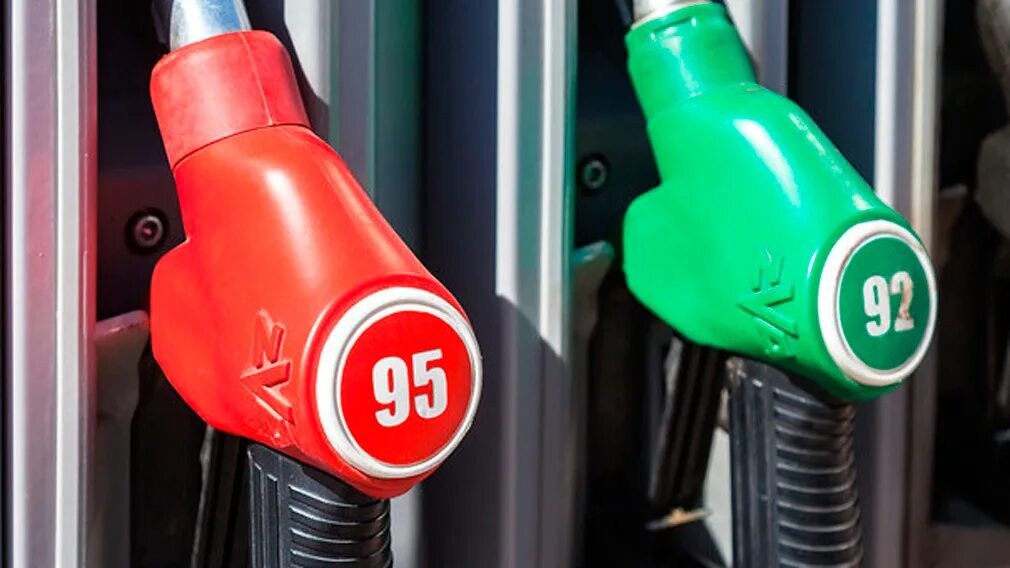 Что значит заправлять. Какой бензин заливать. Электронная сигарета с картриджами. Что значит заправлять. Как заправить зажигалку zippo бензином.