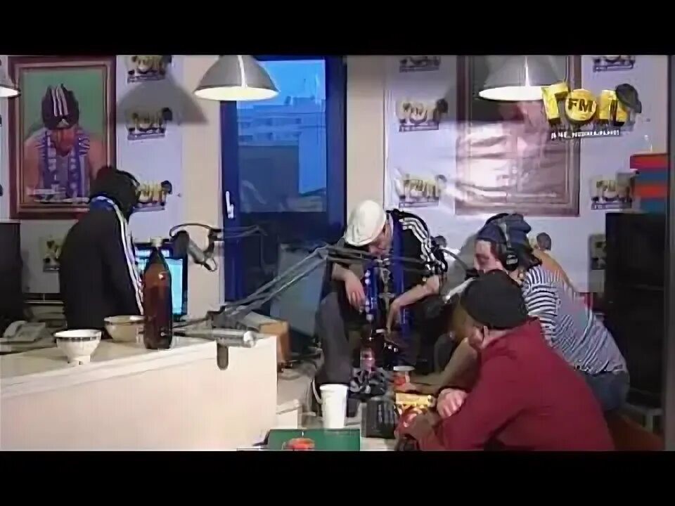 Гоп фм эфиры. Dj feel гоп фм. Скоробогатый гоп фм. Гоп фм эфиры. Бочка бас колбасер.