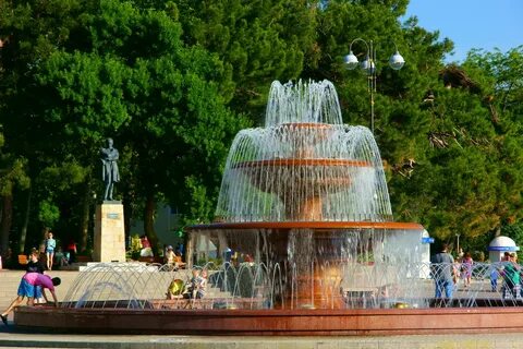 Достопримечательности и окрестностей фото