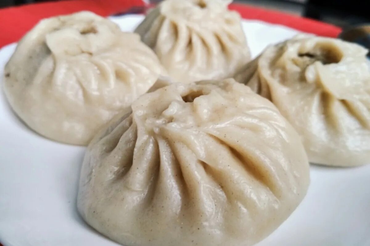 Как варить бузы. Как варить бузы. Позы буузы бурятские. Буузы бурятские. Буузы бурятские позница.