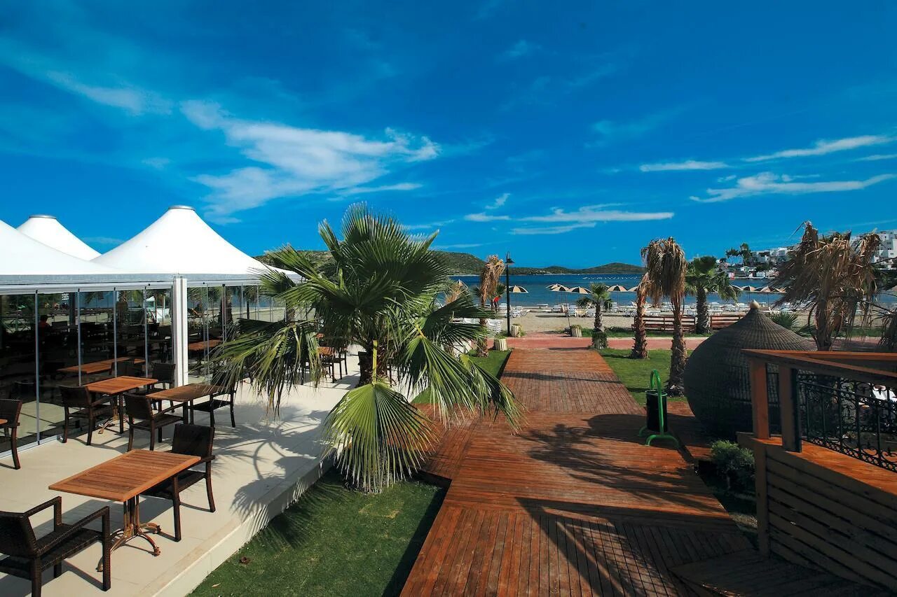 Коста битезхан отель бодрум. Costa bitezhan hotel - all inclusive. Коста битезхан отель бодрум. Bitez garden life 4 турция бодрум. Costa bitezhan beach hotel 4*.
