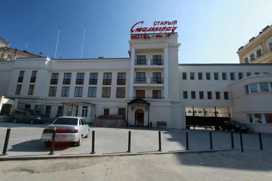 Старые гостиницы волгограда. Кафе старый сталинград волгоград. Старый сталинград гостиница волгоград фото. Старый сталинград гостиница волгоград фото. Гостиница сталинград в волгограде.
