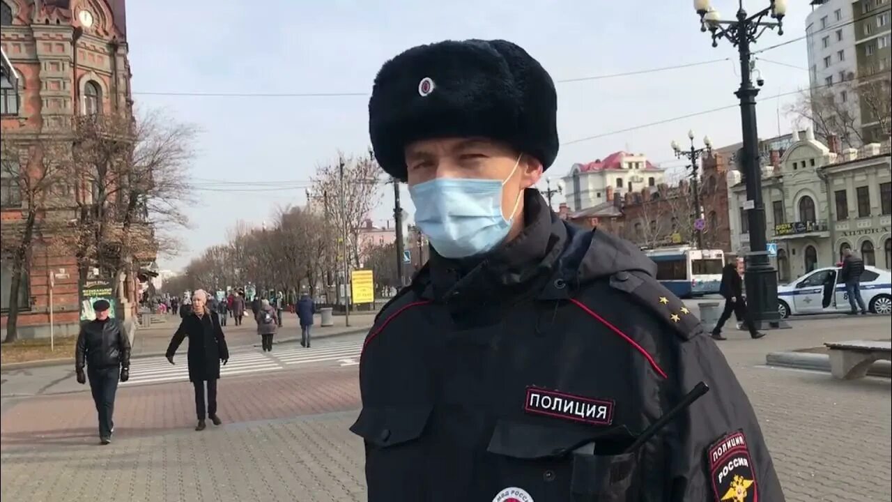 Хабаровск митинг фургало. Хабаровск митинг бензин Комсомольская площадь. Лица хабаровских митингов за Фургала.