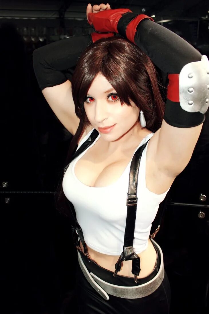 Tifa cosplay. Тифа Локхарт косплей +18. Amouranth тифа. Mycherrycrush косплей тифа Локхарт.