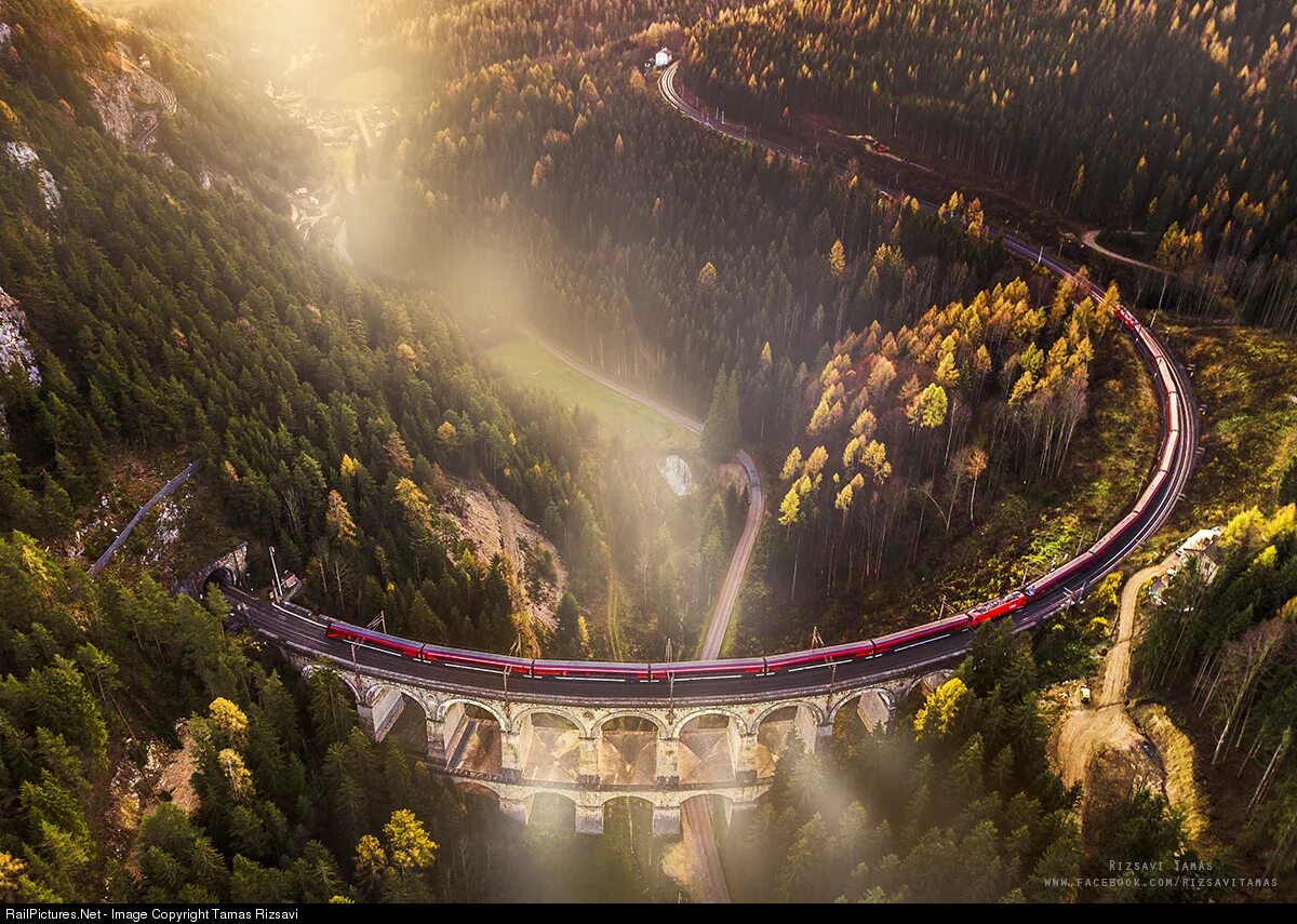 Прекрасные места 2020. Земмерингская железная дорога в Австрии. Железная дорога Земмеринг ЮНЕСКО Австрия. Горная железная дорога Земмеринг. Первая Горная железная дорога в Австрии.