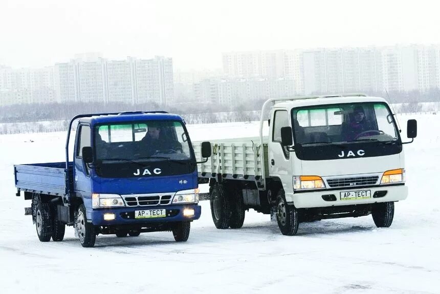 Тн китай. Весь Модельный ряд JAC В России до 3 тонн. Жак китайские 3 осные Грузовики.