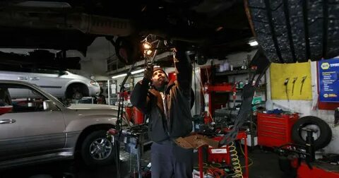 Car mechanic 15