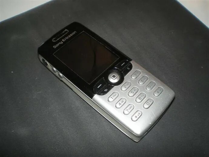 Старые телефоны sony. Sony Ericsson t400. Sony Ericsson k100. Sony Ericsson k570. Sony Ericsson k700.