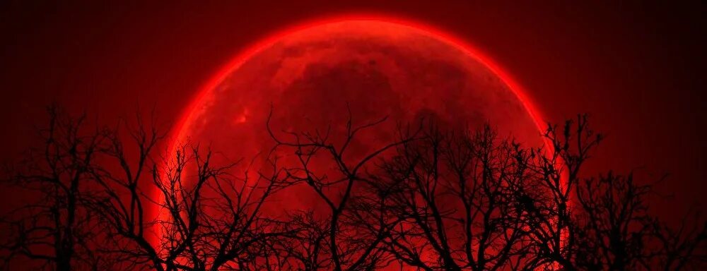 Кровавая луна 5. Кровавая Луна 2022. Кровавая Луна 8 ноября 2022. Кроваво красная Луна. Огромная красная Луна.