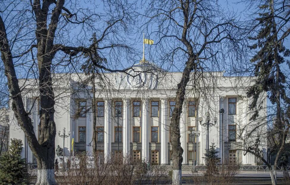 Киев верховная рада. Здание верховной рады украины в киеве. Верховная не рада. Верховная рада 1996. Верховная рада украины 2000.