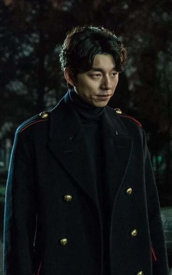 Гон ю Токкеби. Гон ю игра в кальмара. Gong Yoo Токкэби. Gong Yoo в пальто. Ласкового токкэби