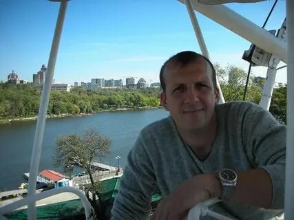 Человек 46 лет
