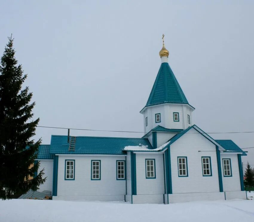 Храм в ижме республика коми. Ижма республика коми. Село ижма коми. Краеведческий музей ижма. Ижма республика коми.