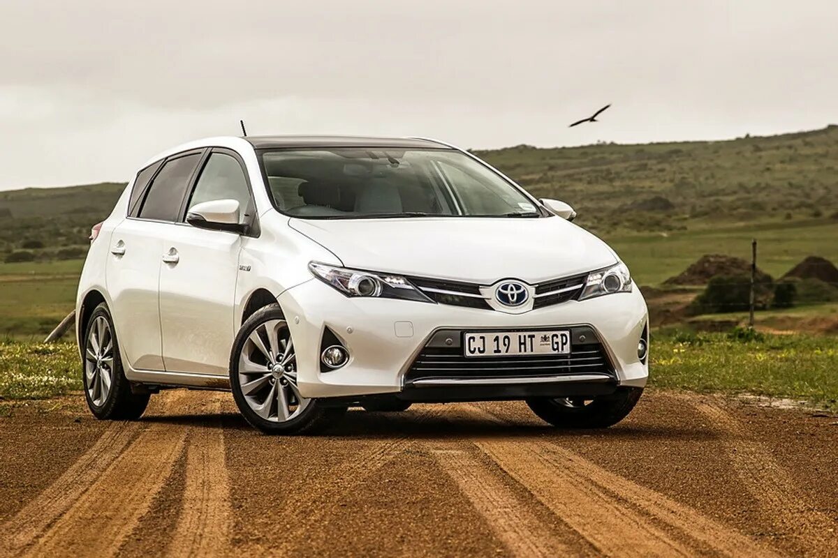 Тойота аурис гибрид. Тойота аурис 2023. Toyota Auris Hybrid 2020. Тойота аурис 2021. Toyota Auris 2022.