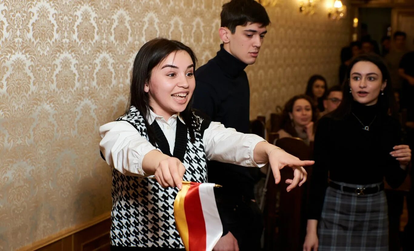 Новости осетии 15. Постпредство Осетии в Москве. Представительство Северной Осетии в Москве. Студенты осетины Москвы. Постоянного представительства Северной Осетии в Москве.