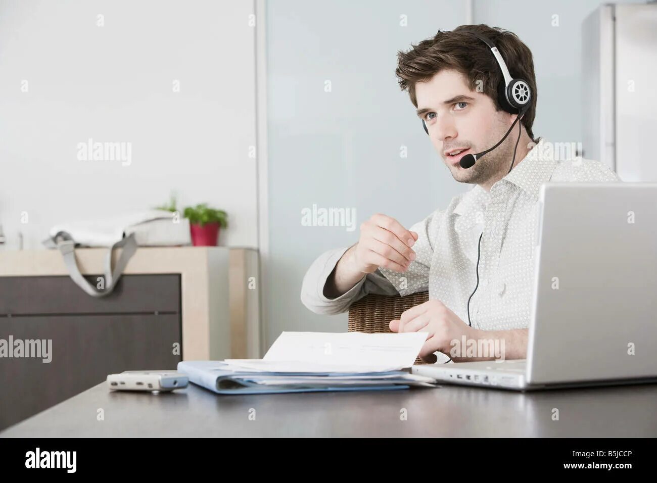 специальность бизнесмен. коммерсант бизнесмен. коммерсант профессия. профессионализм коммерсанта. коммерсант человек.