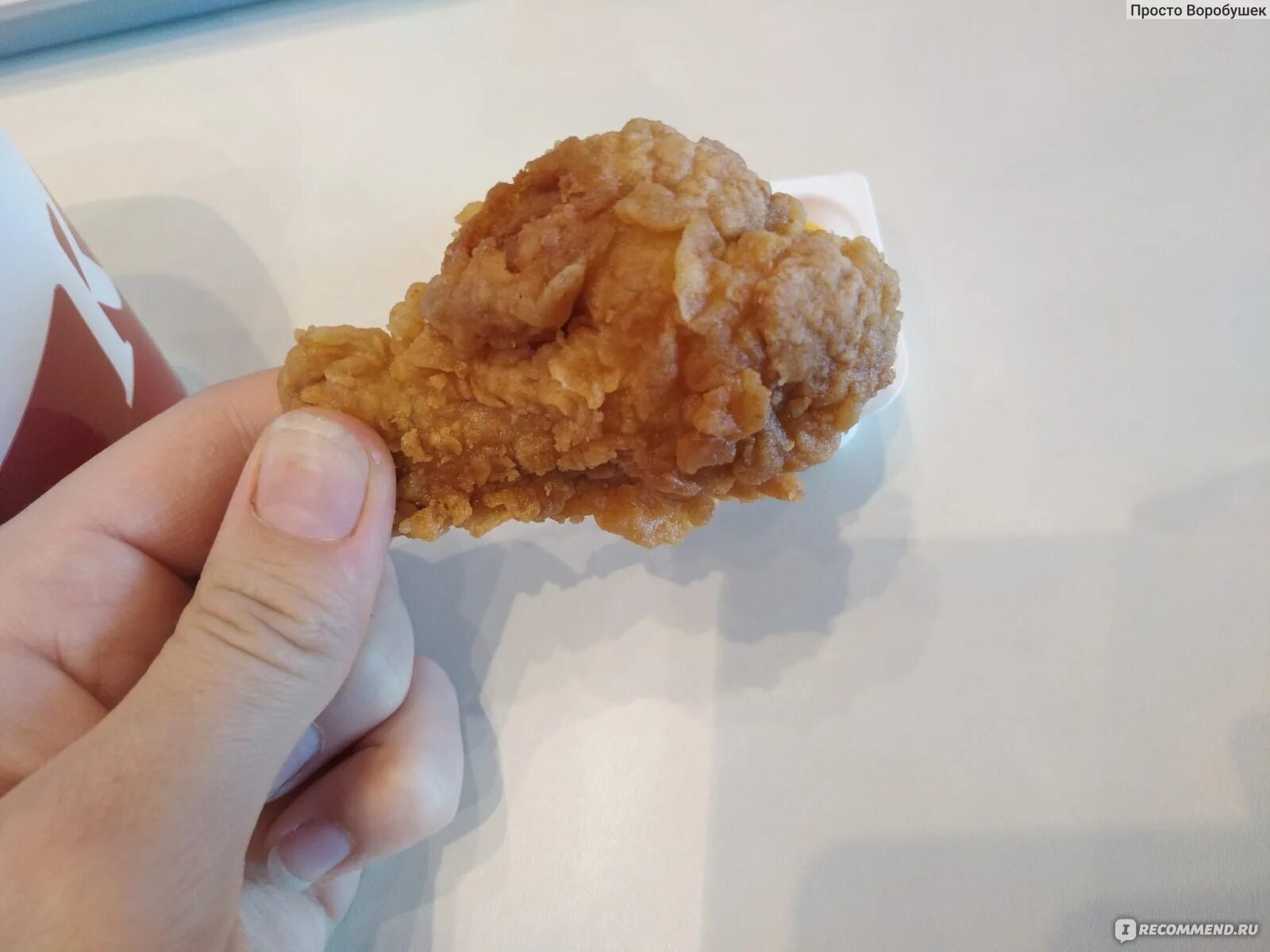 Кроссовки фаины семеновны ялта kfc. Ножки КФС терияки. Ножки KFC. Мясо КФС. Кекс из КФС.