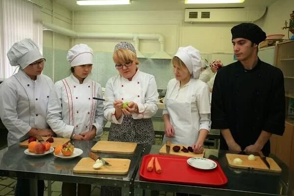 Политехнический колледж уфа дема. Сайт политехнического колледжа уфа. Сайт политехнического колледжа уфа. Увинский политехнический колледж. Общежитие политехнического колледжа уфа.