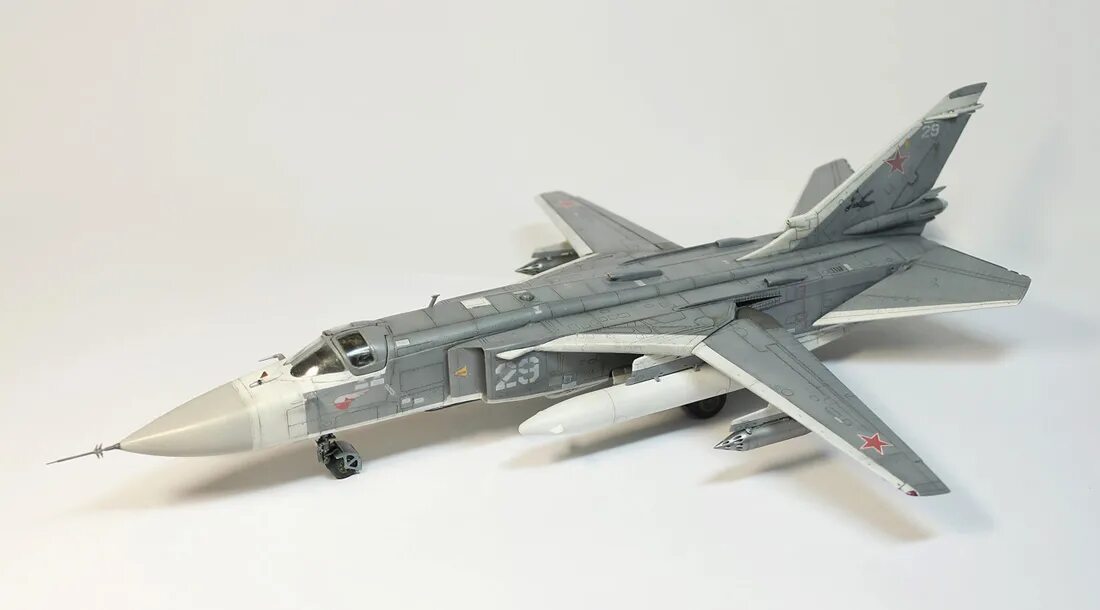 Озон модели звезда. 35637 фигуры советские десантники на бронетехнике (1979-1991) icm, 1/35. Су-24 1/72. Озон модели звезда. Ил 76 мд звезда.