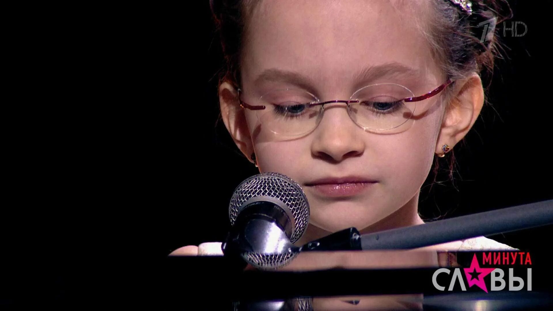 Вика старикова 2022. Вика старикова гимн россии. Минута славы старикова. Вокальный конкурс ты супер 60 +нтв. Выступление стариковой.