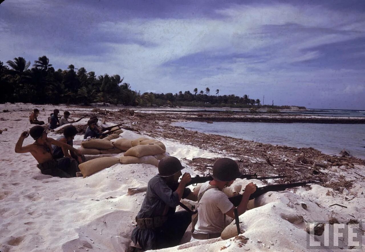 Острове во время второй. Атолл Тарава 1943.