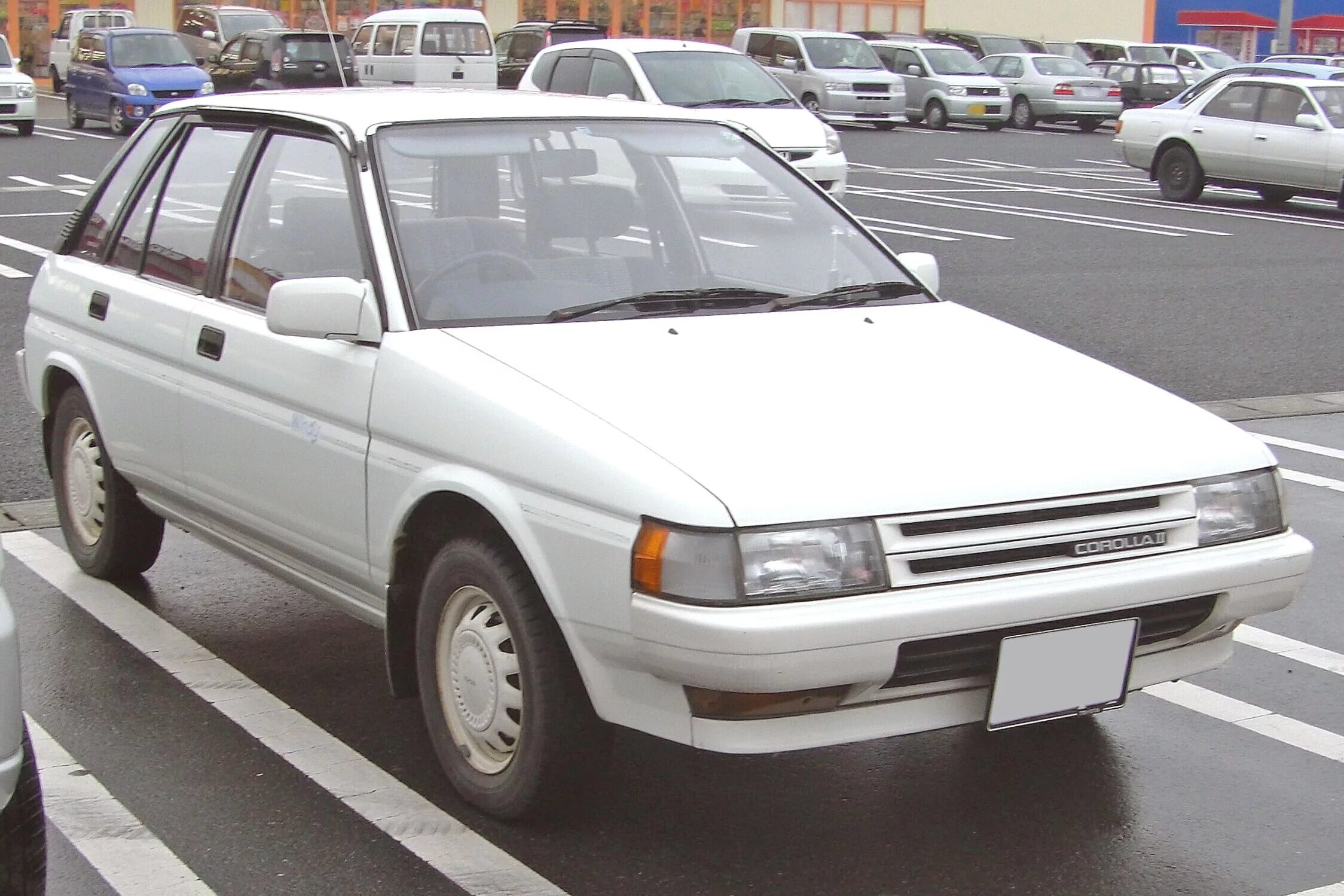 Королла 2 поколение. Тойота Королла 2. Toyota Corolla 2 1989. Тойота Королла 2 1988. Тойота Королла 1 поколение 1987.